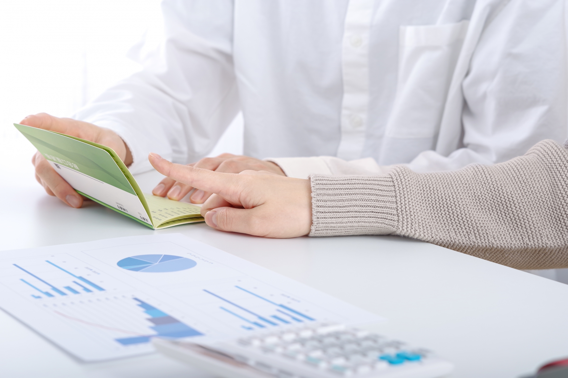 キャシー・ウッドが910万ドル投資 クアルコムの成長戦略に市場が注目 | US Stock Watch